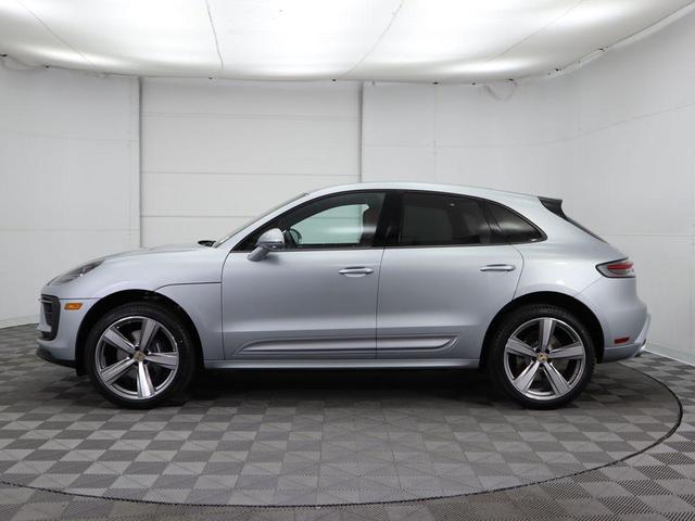 Photo of 2024 Silver Metallic Porsche Macan