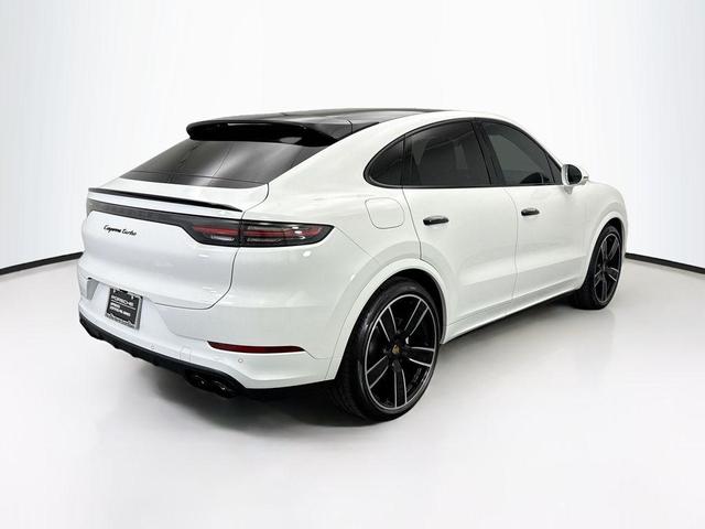 Photo of 2023 White Porsche Cayenne