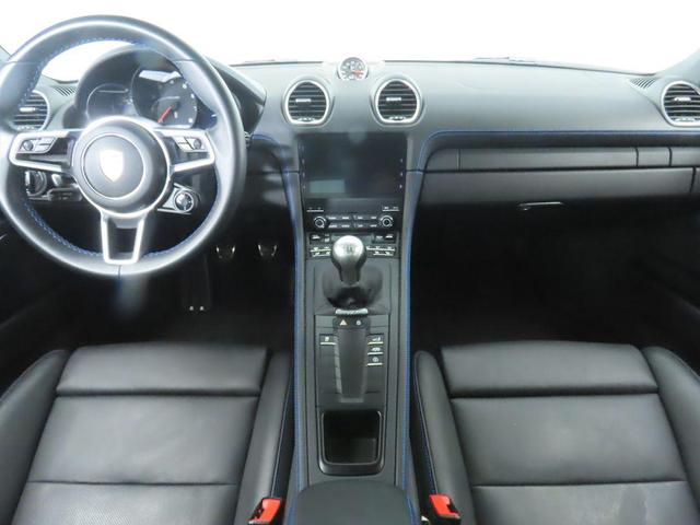 Photo of 2024 Jet Black Metallic Porsche 718 Cayman