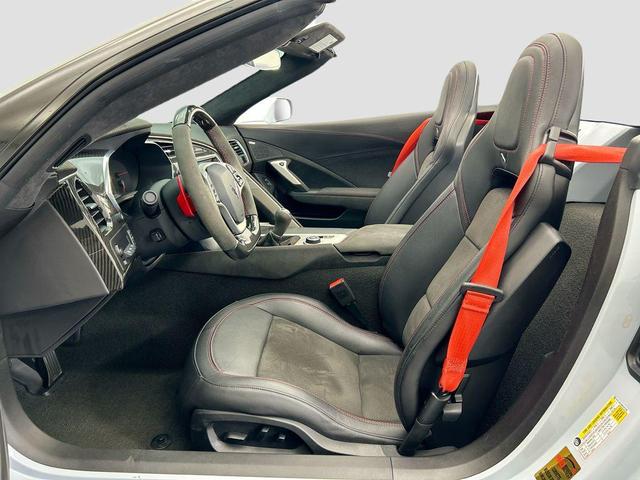 Photo of 2019 Ceramic Matrix Gray Metallic Chevrolet Corvette