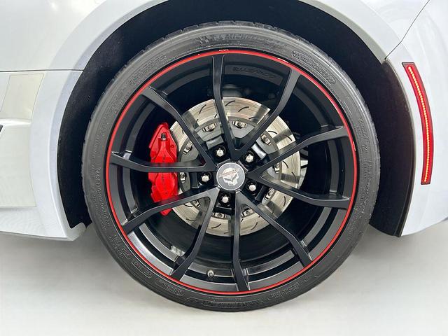 Photo of 2019 Ceramic Matrix Gray Metallic Chevrolet Corvette