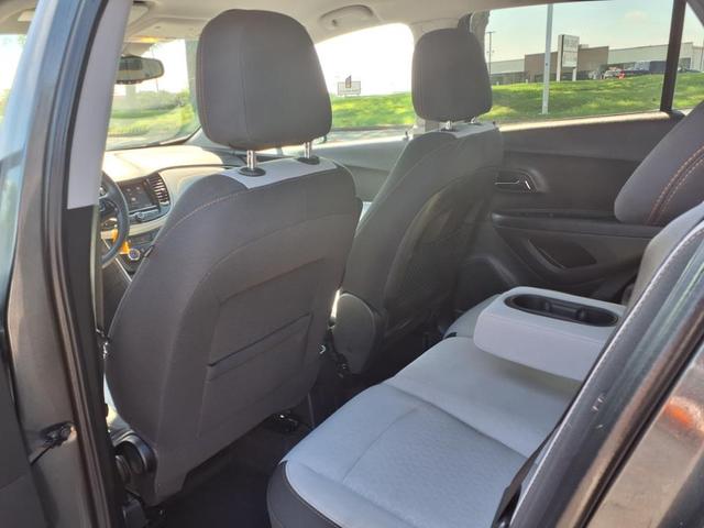 Photo of 2020 Nightfall Gray Metallic Chevrolet Trax