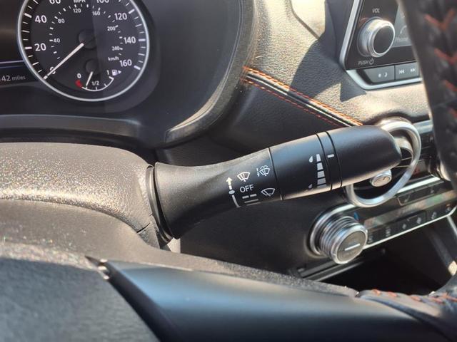 Photo of 2024 Aspen White Tricoat Nissan Sentra