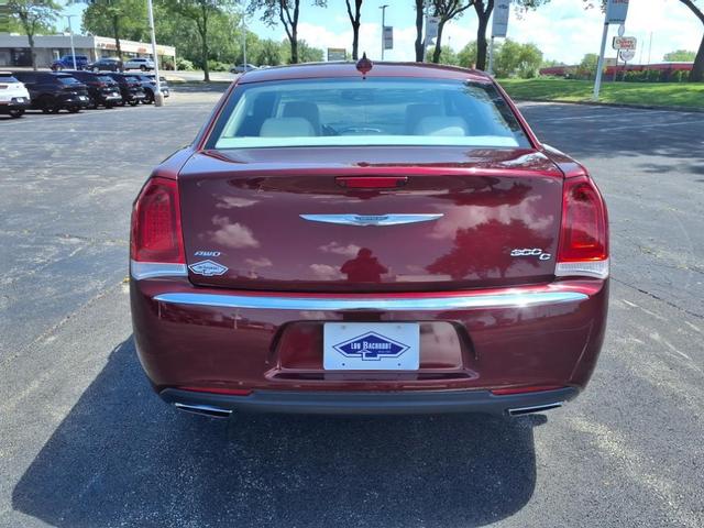 Photo of 2015 Velvet Red Pearlcoat Chrysler 300