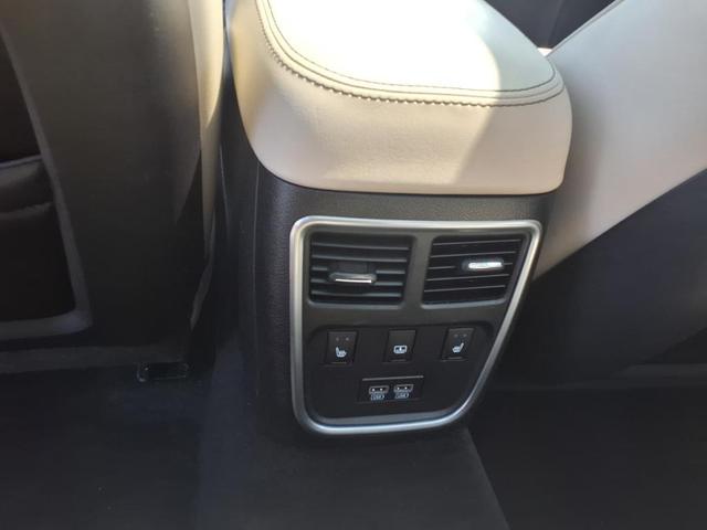 Photo of 2015 Velvet Red Pearlcoat Chrysler 300