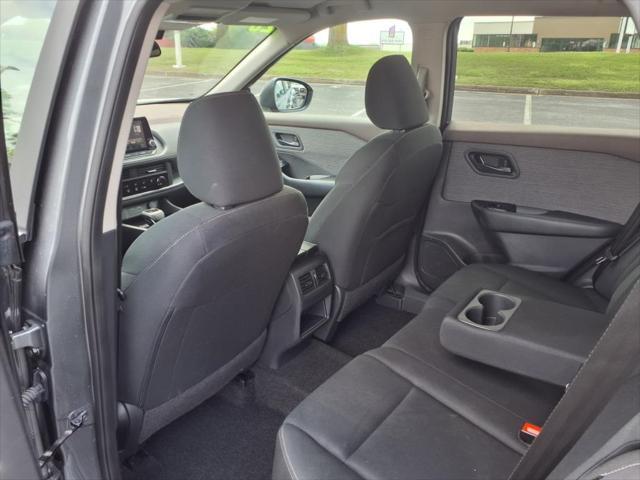 Photo of 2023 Gun Metallic Nissan Rogue
