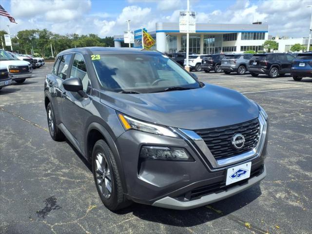Photo of 2023 Gun Metallic Nissan Rogue