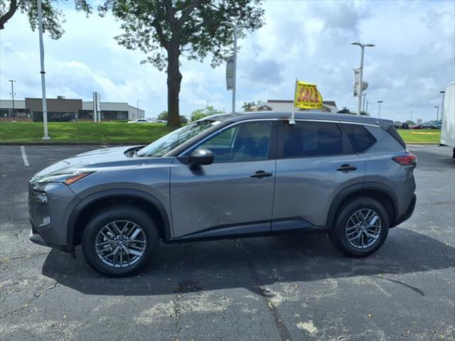 Photo of 2023 Gun Metallic Nissan Rogue