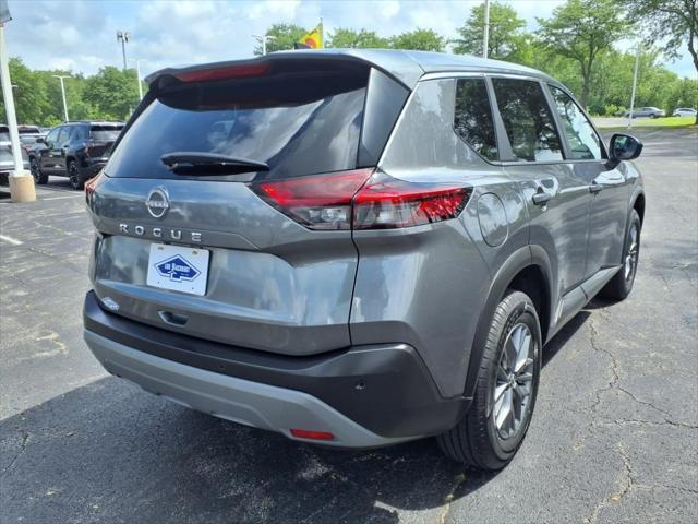 Photo of 2023 Gun Metallic Nissan Rogue