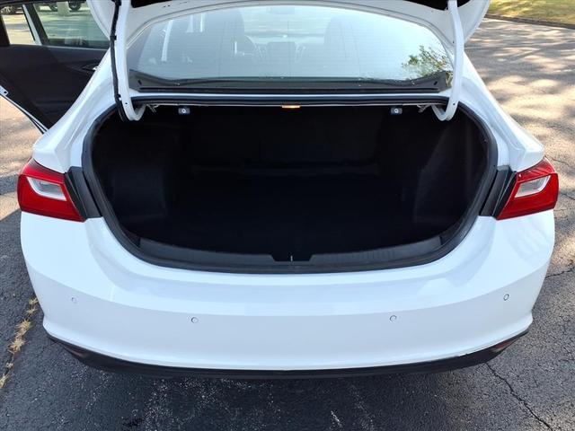 Photo of 2024 Summit White Chevrolet Malibu