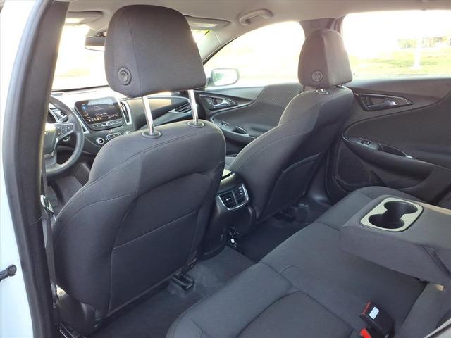 Photo of 2024 Summit White Chevrolet Malibu