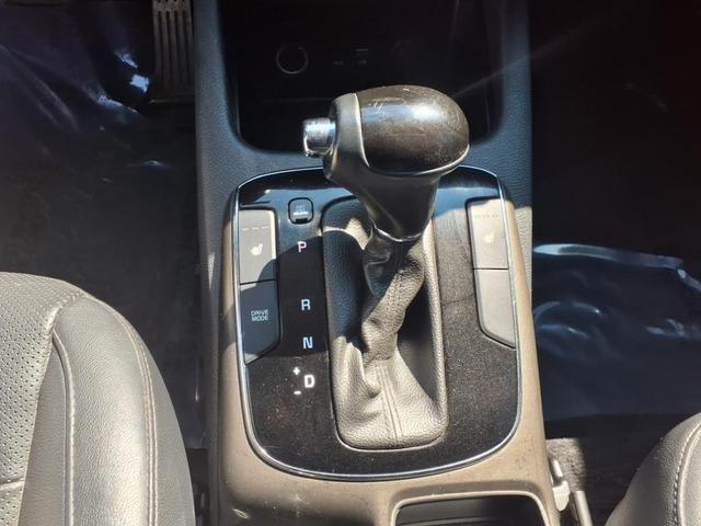 Photo of 2017 Silky Silver Kia Forte