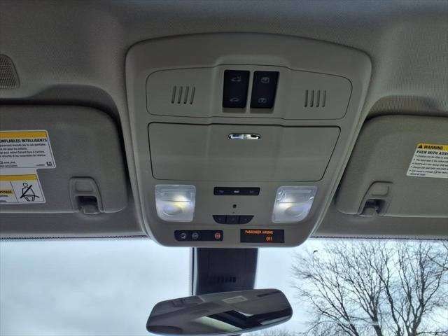 Photo of 2020 Ebony Twilight Metallic Buick Envision