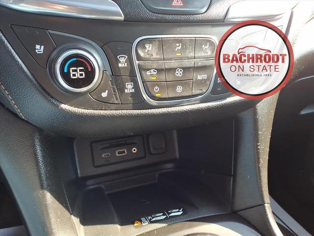 Photo of 2020 Mosaic Black Metallic Chevrolet Equinox