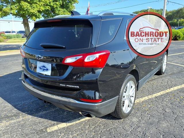 Photo of 2020 Mosaic Black Metallic Chevrolet Equinox