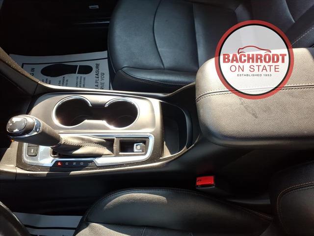 Photo of 2020 Mosaic Black Metallic Chevrolet Equinox