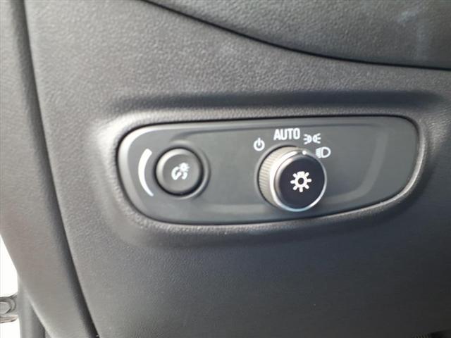 Photo of 2020 Summit White Chevrolet Equinox