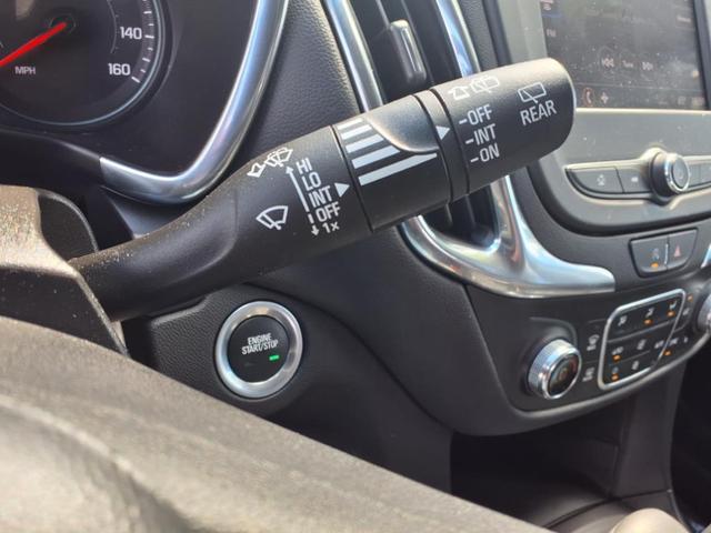 Photo of 2024 Iridescent Pearl Tricoat Chevrolet Equinox