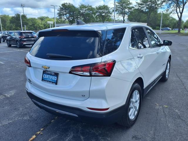 Photo of 2024 Iridescent Pearl Tricoat Chevrolet Equinox