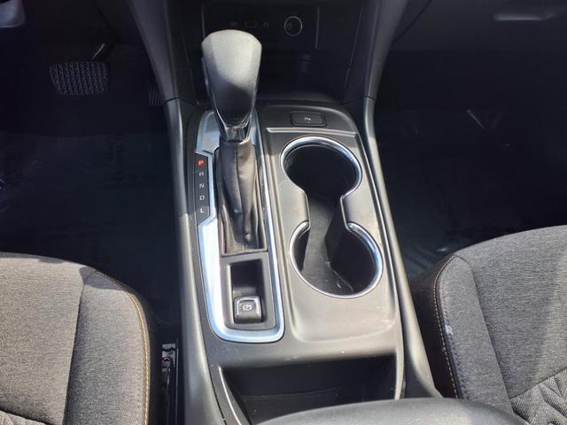 Photo of 2024 Iridescent Pearl Tricoat Chevrolet Equinox