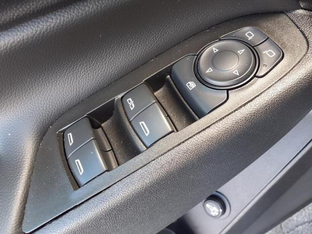 Photo of 2024 Iridescent Pearl Tricoat Chevrolet Equinox