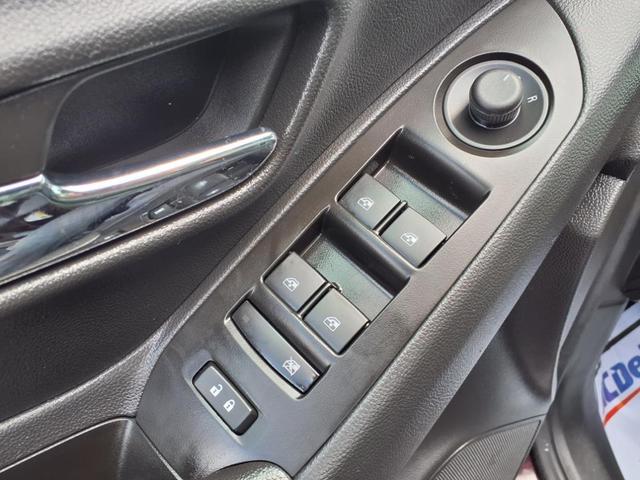 Photo of 2022 Black Cherry Metallic Chevrolet Trax