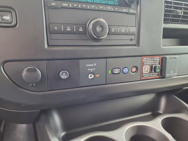 Photo of 2025 Summit White GMC Savana 2500