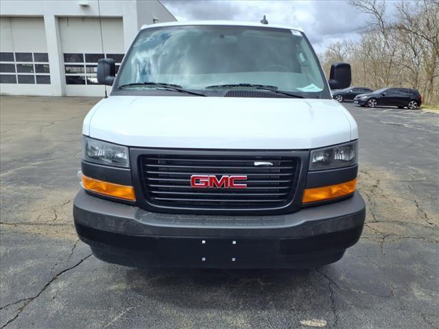 Photo of 2025 Summit White GMC Savana 2500