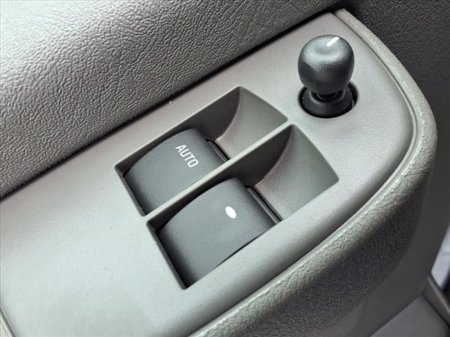 Photo of 2025 Summit White GMC Savana 2500