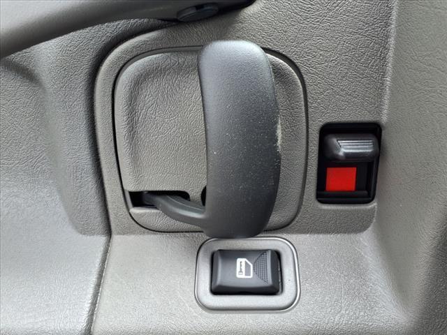 Photo of 2025 Summit White GMC Savana 2500