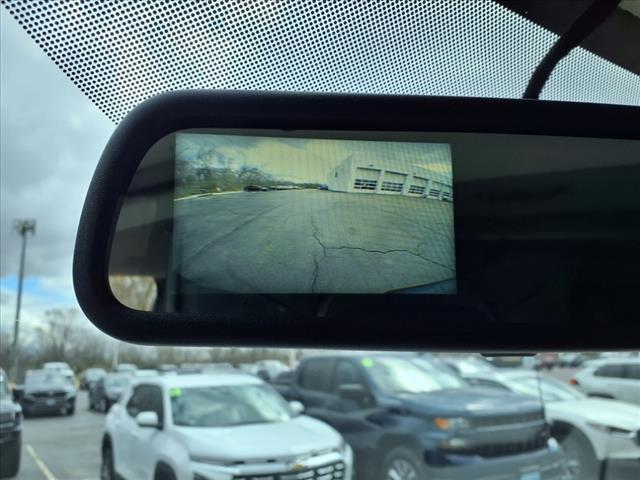 Photo of 2025 Summit White GMC Savana 2500
