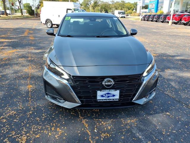 Photo of 2023 Gun Metallic Nissan Altima
