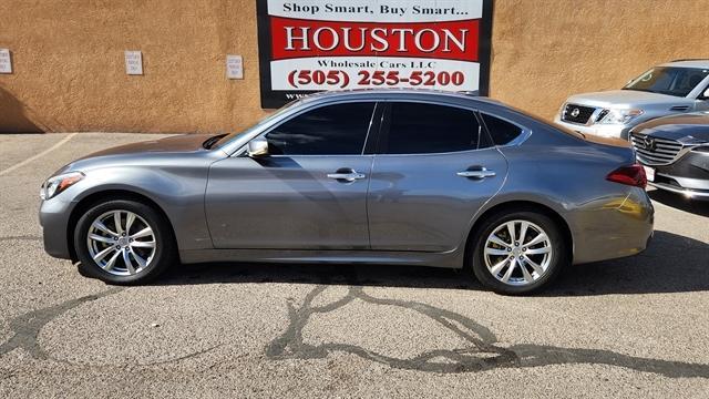 2017 Infiniti Q70