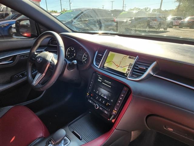 Photo of 2023 Mineral Black INFINITI QX55