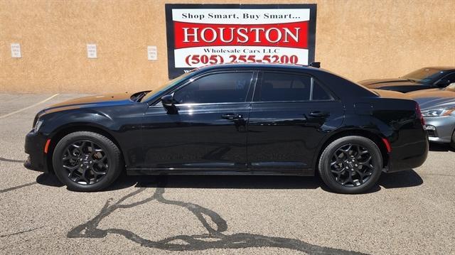 2021 Chrysler 300