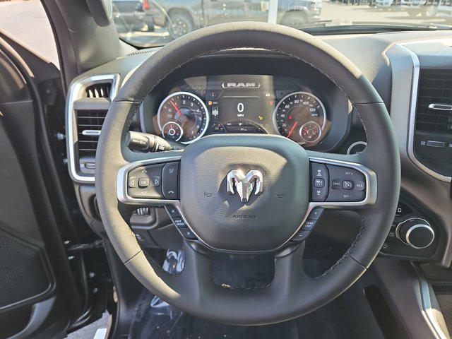 Photo of 2026 Diamond Black Crystal Pearlcoat RAM 1500