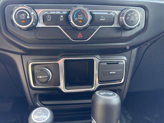 Photo of 2021 Snazzberry Pearlcoat Jeep Wrangler Unlimited