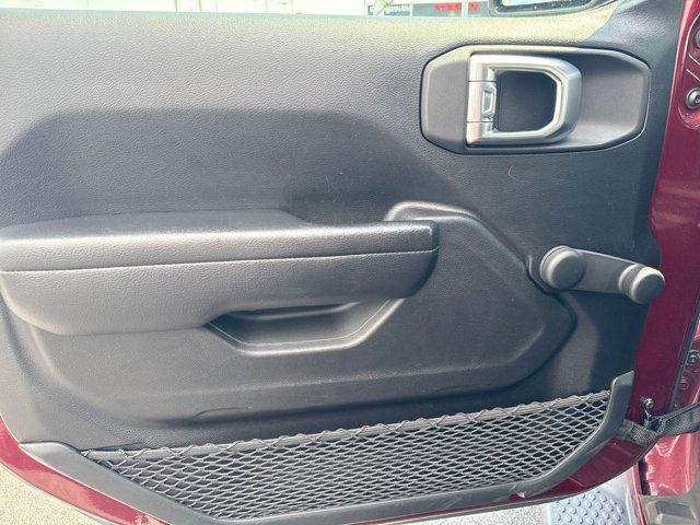 Photo of 2021 Snazzberry Pearlcoat Jeep Wrangler Unlimited