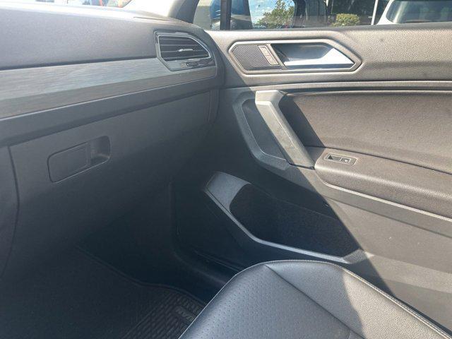 Photo of 2019 Silk Blue Metallic Volkswagen Tiguan