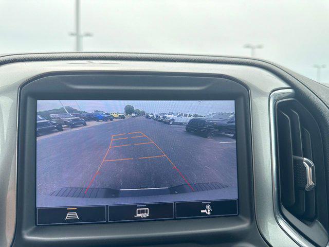Photo of 2022 Silver Ice Metallic Chevrolet Silverado 2500