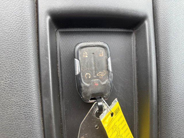 Photo of 2022 Silver Ice Metallic Chevrolet Silverado 2500