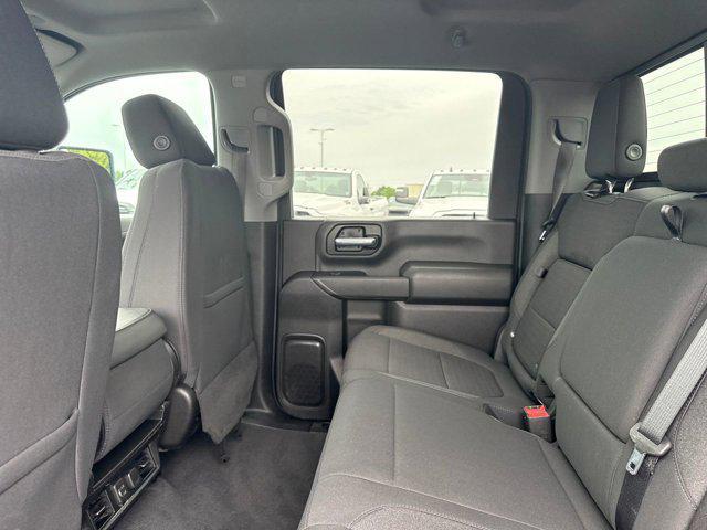 Photo of 2022 Silver Ice Metallic Chevrolet Silverado 2500