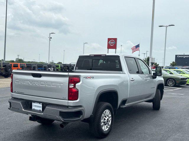 Photo of 2022 Silver Ice Metallic Chevrolet Silverado 2500