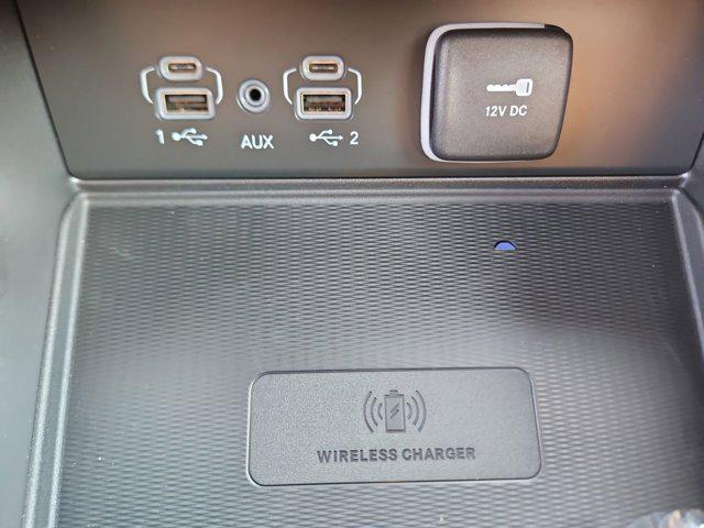 Photo of 2025 Silver Zynith Jeep Grand Cherokee