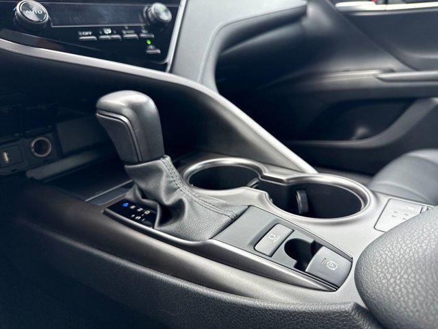 Photo of 2023 Midnight Black Metallic Toyota Camry