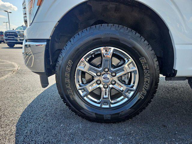 Photo of 2022 Oxford White Ford F-150