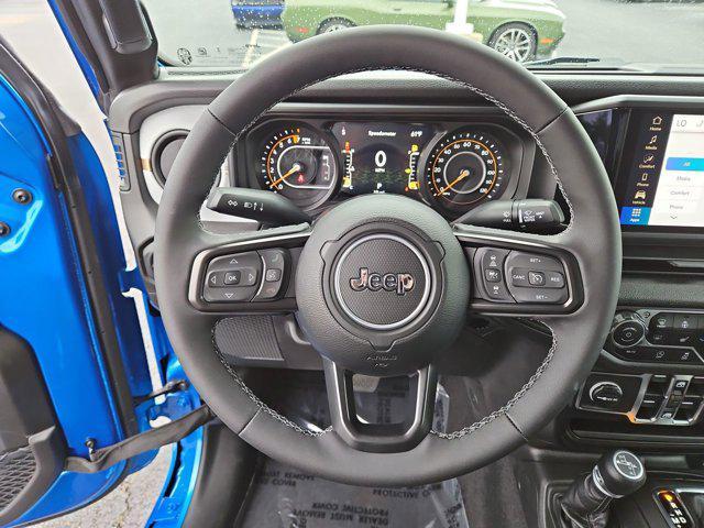 Photo of 2025 Hydro Blue Pearlcoat Jeep Gladiator