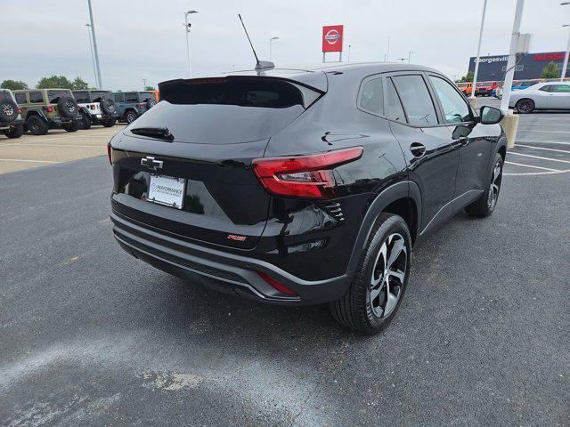 Photo of 2024 Mosaic Black Metallic Chevrolet Trax