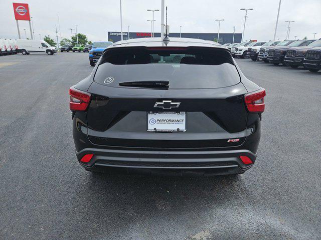 Photo of 2024 Mosaic Black Metallic Chevrolet Trax