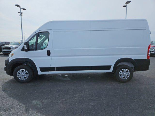 Photo of 2025 Bright White Clearcoat RAM ProMaster 2500